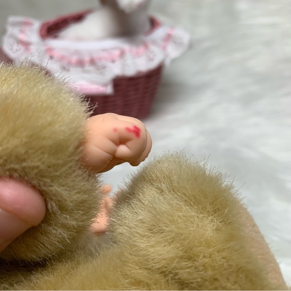 AUTHENTIC ANNE GEDDES BABY DOLL PLUSH WITH COSTUME - Picture 4 of 8